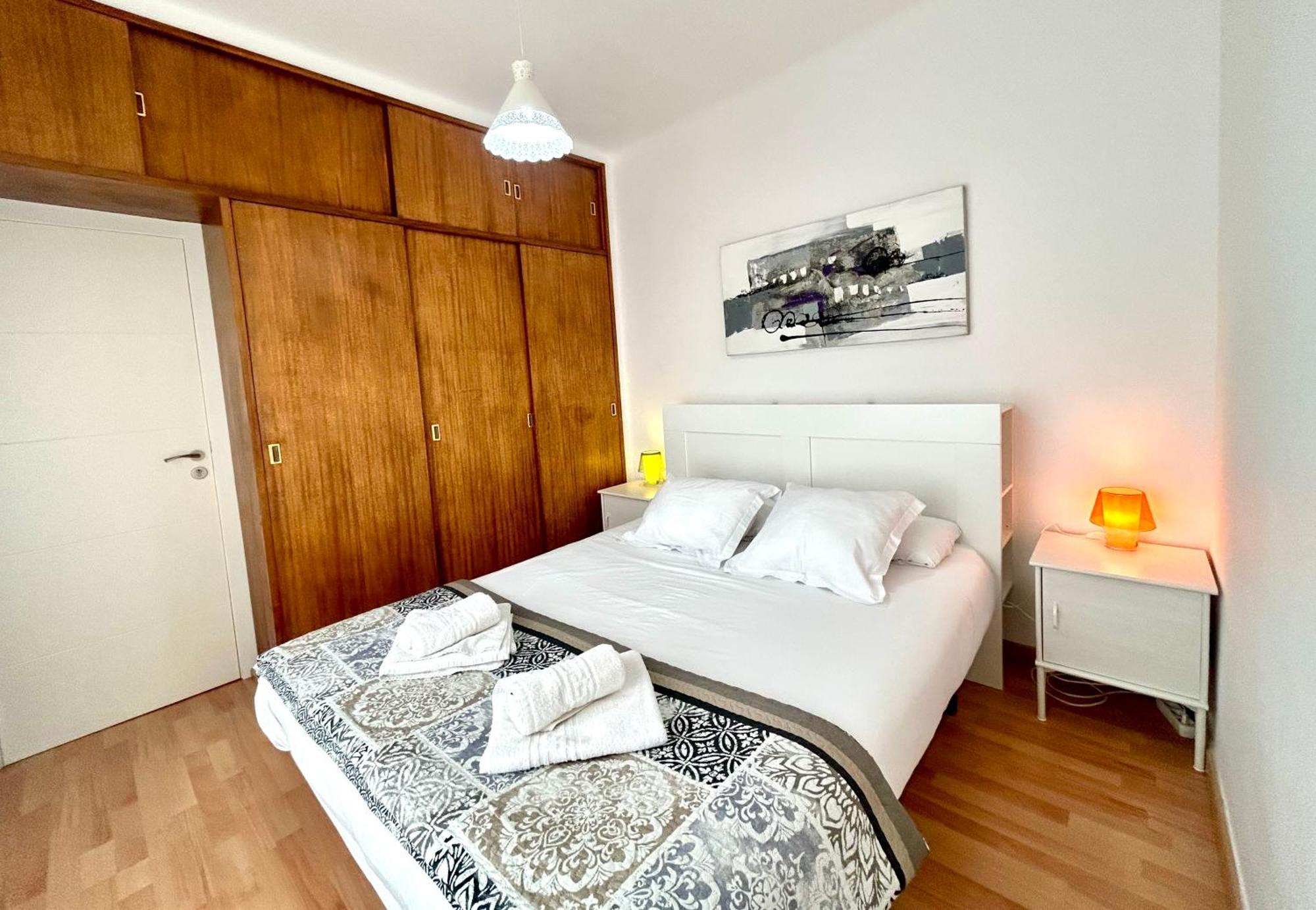 Apartment Carrer D'Olesa Barcelona Exterior foto